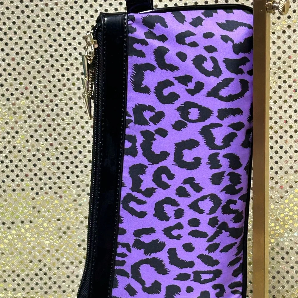 Betsyville Purple & Black Leopard Print Wristlet w/Gold Studs Approx. 10 x 5